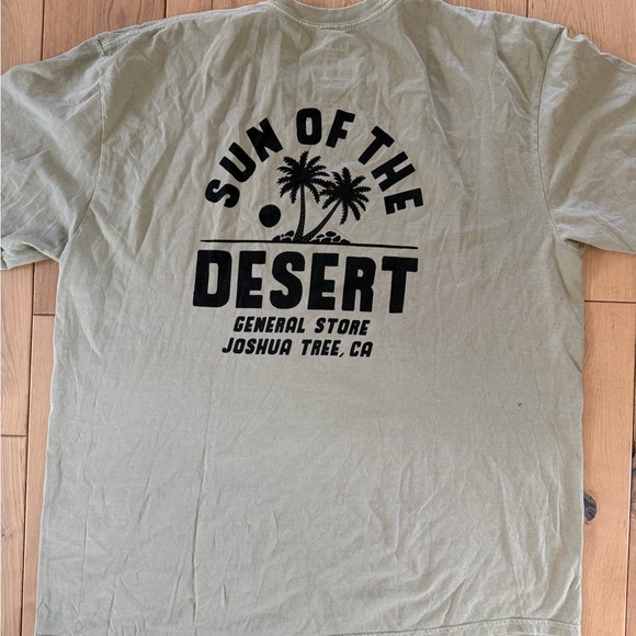 *NWT* Sun of the Desert 29 Palms Snake T-Shirt - Picture 4 of 8